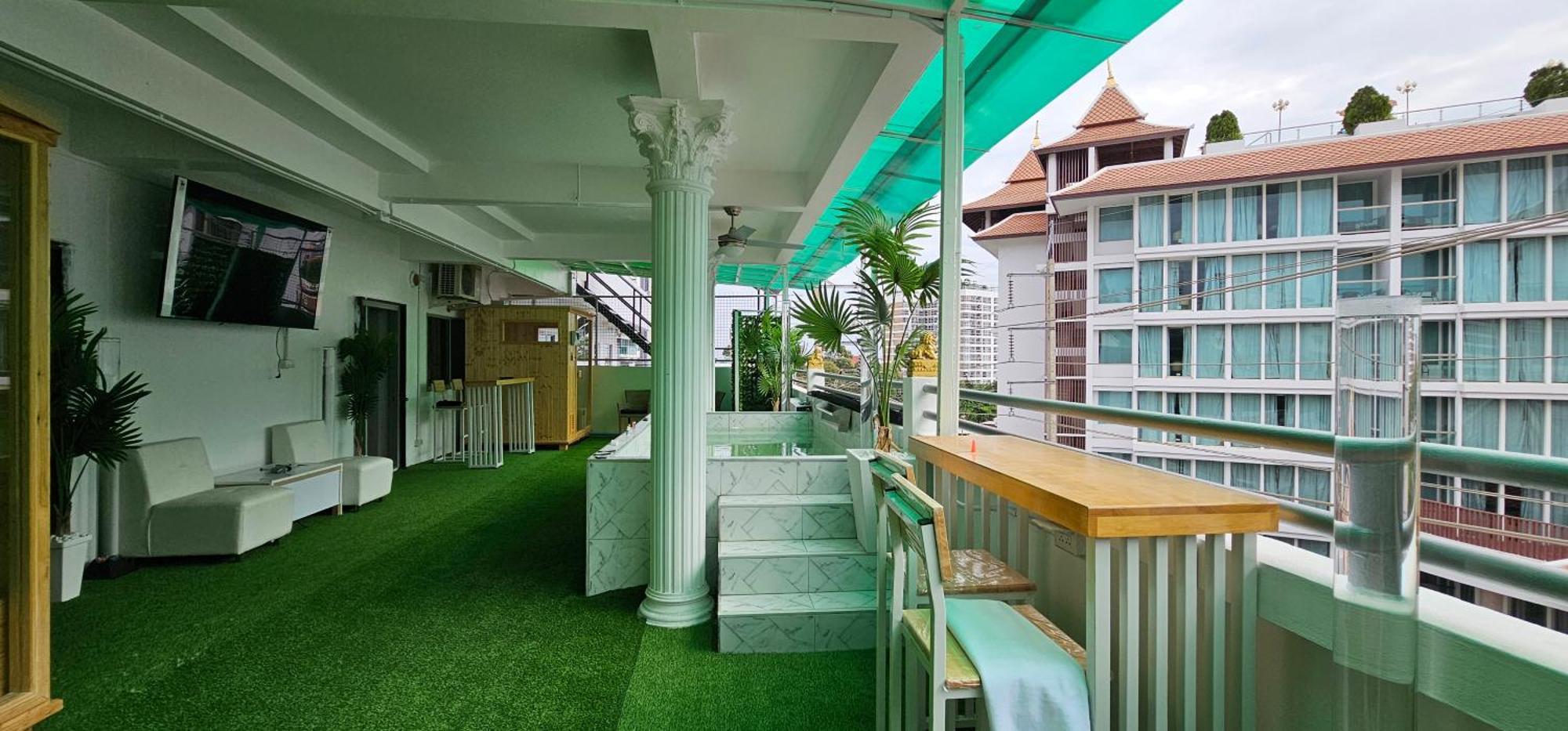 Xcess Residence Pattaya Extérieur photo